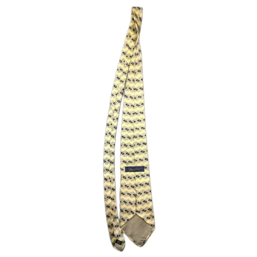 Christian Dior Yellow Grid Loop Pattern 100% Silk Neck Tie Size 57